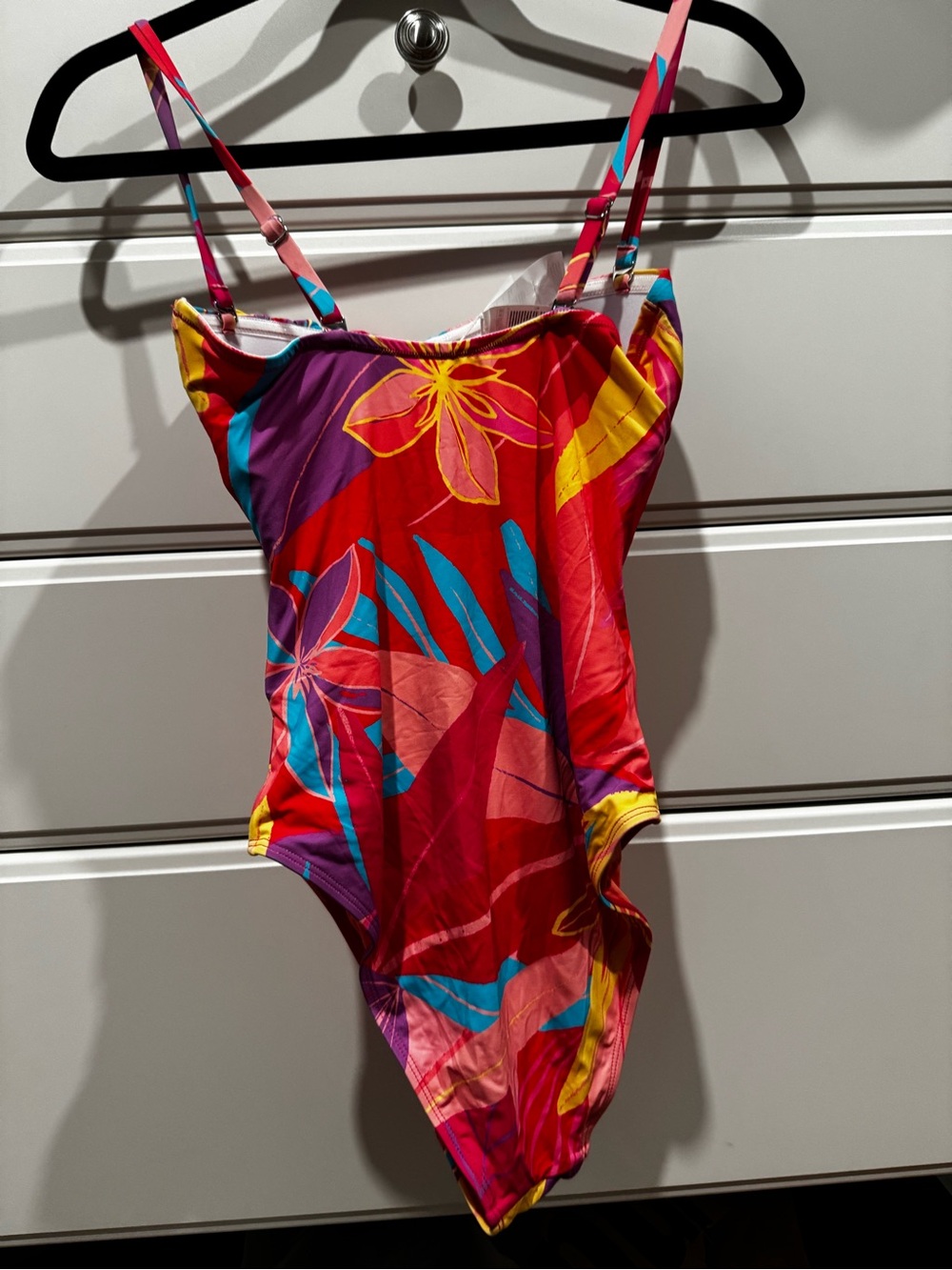 Cupshe NWT Abstract Floral Sweetheart Neckline Cut Out One Piece Swimsuit Medium - Picture 6 of 7
